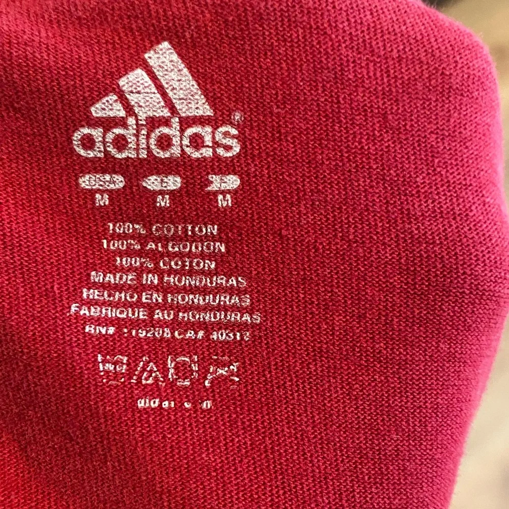 🚹 Adidas Arkansas Razorbacks ‘Code Red’ tee - Picture 3 of 3